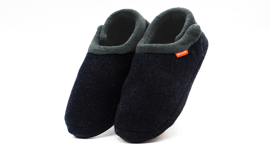 Archline Orthotic Slippers - Podiatrist Recommended – Archline Footcare